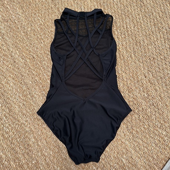 Five dancewear leotard - Picture 2 of 2